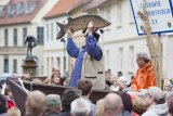 ...präsentiert den Hecht. ...präsentiert den Hecht.