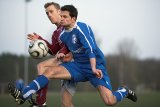 ...im Zweikampf mit S. Schult, Käpitän des PSV Güstrow. ...im Zweikampf mit S. Schult, Käpitän des PSV Güstrow.