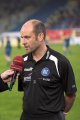 Der Trainer des KSC im Interview vor dem vorletzten Saisonspiel 2007 des KSC in Rostock, wobei er durch einen Sieg den vorzeitigen Wiederaufstieg der Hansekogge verhindert